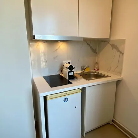 363 Ana- Cosy Center